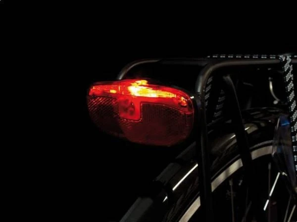 Spanninga Rear Light Duxo Led Carrier Batteries Red 2 Spanninga Rear Light Duxo Led Carrier Batteries Red - Image 2